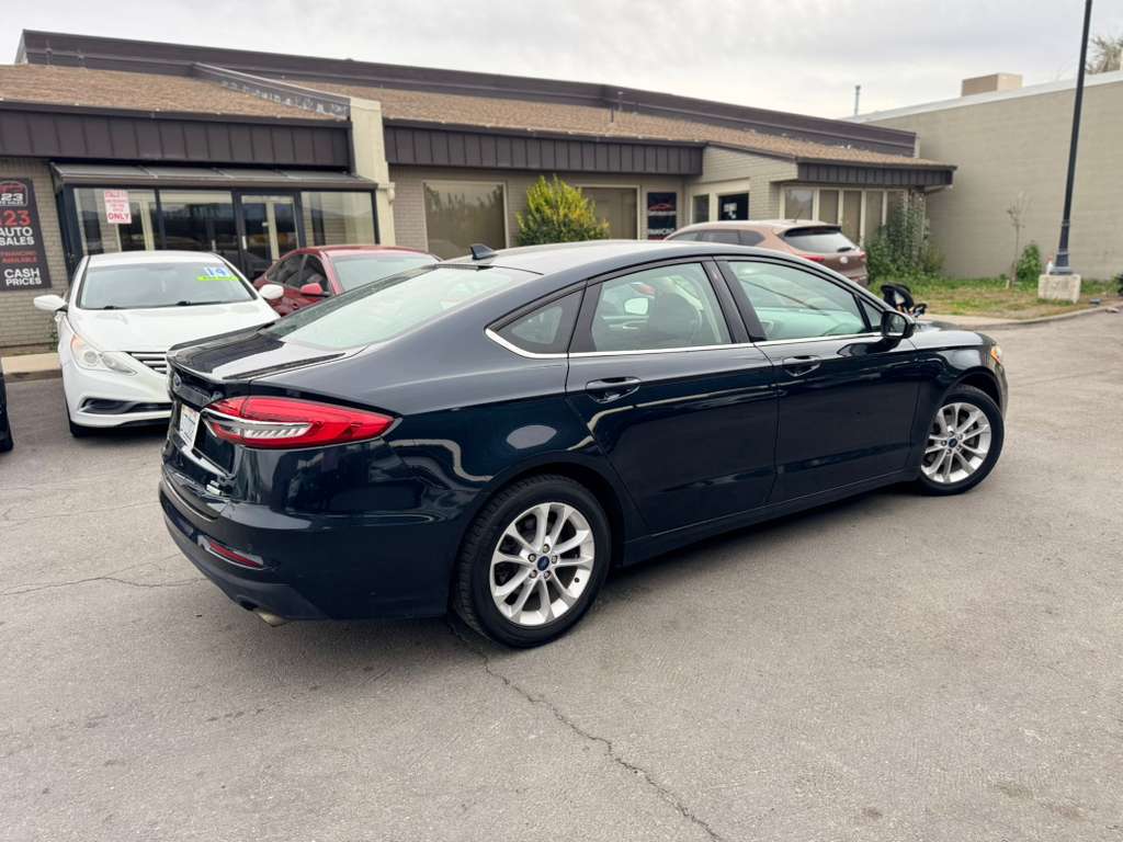FordFusion2020-5